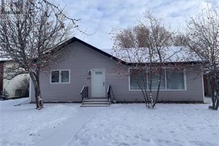 Detached House for Sale, 312 Cypress Street, Maple Creek, SK