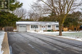 Bungalow for Sale, 802 Millgrove Side Rd, Hamilton, ON