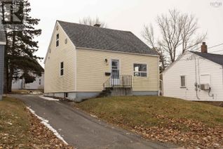 House for Sale, 17 East Pleasant Street, Amherst, NS