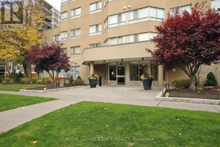 Condo Apartment for Sale, 4 Park Vista #1006, Toronto (O'Connor-Parkview), ON