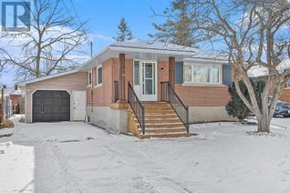 Detached House for Sale, 18 Mclean Boulevard, Perth, ON