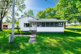 Cottage for Sale, 1069 Spruce Avenue, Kingsville, ON