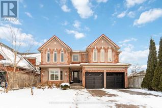 Detached House for Sale, 52 Canning Crescent, Cambridge, ON