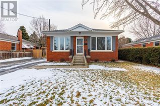 Detached House for Sale, 2290 Woodward Avenue, Burlington, ON