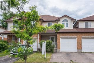 Freehold Townhouse for Sale, 776 Paris Boulevard E, Waterloo, ON