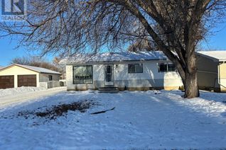 Bungalow for Sale, 9614 84 Avenue, Peace River, AB