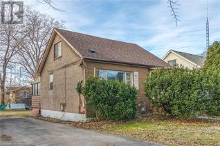 Detached House for Sale, 858 Beach Boulevard, Hamilton, ON