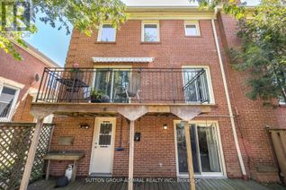 Townhouse for Sale, 14 Mallingham Court, Toronto (Willowdale East), ON