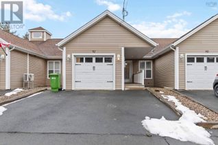 Freehold Townhouse for Sale, 92 Etna Street, Bridgewater, NS