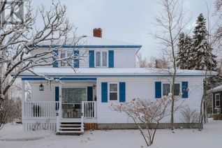 Detached House for Sale, 5 Memorial Drive, Gander, NL