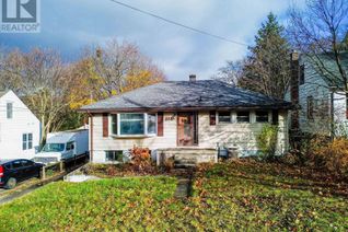 Detached House for Sale, 338 Fairview Avenue, London, ON