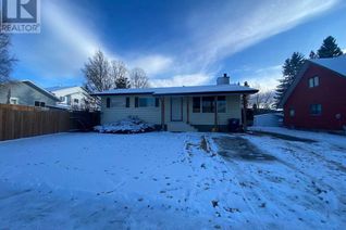 Detached House for Sale, 449 Mountain Street, Hinton, AB