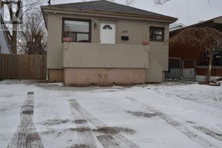 Detached House for Sale, 295 Fennell Avenue E, Hamilton (Inch Park), ON