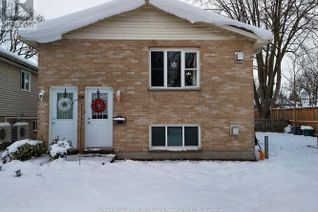 Bungalow for Sale, 228 Queen Street, Stratford, ON