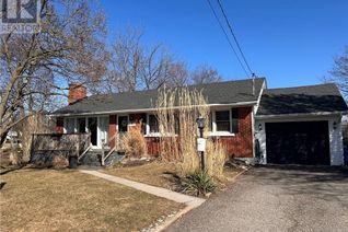 Bungalow for Sale, 40 Nickerson Avenue, St. Catharines, ON