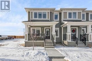 Freehold Townhouse for Sale, 335 Windbury Road Sw, Airdrie, AB