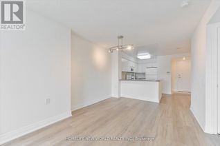 Condo Apartment for Sale, 21 Hillcrest Avenue #607, Toronto (Willowdale East), ON