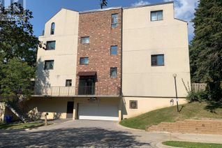 Townhouse for Sale, 3740 Don Mills Road #104, Toronto (Hillcrest Village), ON