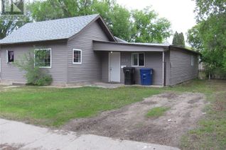 Bungalow for Sale, 320 Ottawa Avenue S, Saskatoon, SK