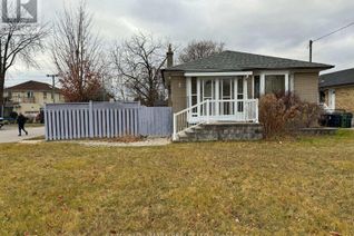 Bungalow for Rent, 2 Kootenay Crescent #Lower, Toronto (Bendale), ON