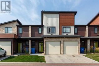 Townhouse for Sale, 418 Highlands Boulevard W #2, Lethbridge, AB