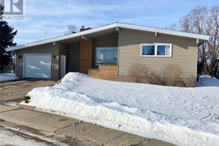 Detached House for Sale, 91 Moir Drive, Oxbow, SK