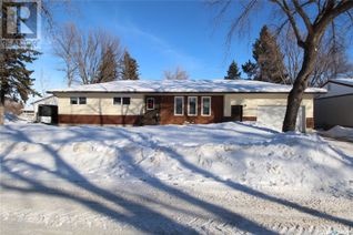 Bungalow for Sale, 1504 Chestnut Drive, Moosomin, SK