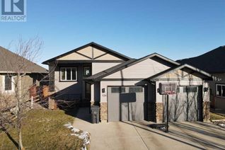 Detached House for Sale, 724 Northridge Avenue, Picture Butte, AB