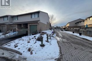 Condo Townhouse for Sale, 52 Coventry Crescent, Kingston (West of Sir John A. Blvd), ON