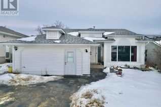 House for Sale, 9118 136 Avenue, Peace River, AB