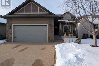 Bungalow for Sale, 60 Illingworth Close, Red Deer, AB