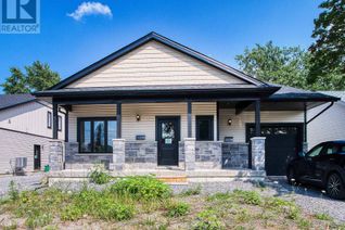 Semi-Detached House for Sale, 13 Valley Road #3, St. Catharines, ON