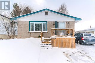 Bungalow for Sale, 55 Silver Aspen Crescent, Kitchener, ON