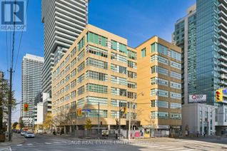 Loft for Rent, 188 Eglinton Avenue E #208, Toronto (Mount Pleasant West), ON