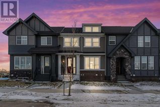 Townhouse for Sale, 121 Waterford Boulevard, Chestermere, AB