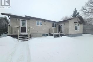 Bungalow for Sale, 1017 Lillooet Street W, Moose Jaw, SK