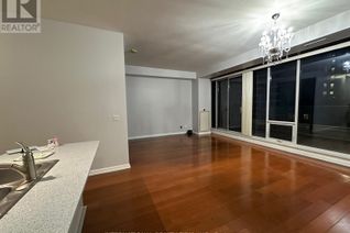 Condo Apartment for Sale, 111 Elizabeth Street #1823, Toronto (Bay Street Corridor), ON