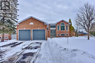 Detached House for Sale, 20 Leo Boulevard, Wasaga Beach, ON