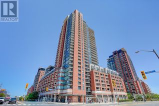 Condo Apartment for Sale, 830 Lawrence Avenue W #2204, Toronto (Yorkdale-Glen Park), ON