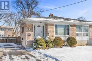 Semi-Detached House for Sale, 61 Gambello Crescent, Toronto (York University Heights), ON