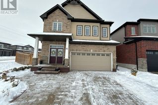 Detached House for Sale, 82 Castlebay Street, Kitchener, ON