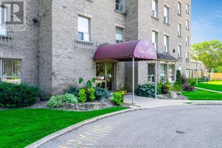 Condo Apartment for Sale, 10 Van Allen Avenue #703, Chatham, ON