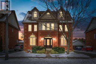 House for Sale, 2483 Sunnyhurst Close, Oakville (1015 - RO River Oaks), ON