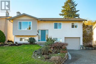 House for Sale, 4378 Fieldmont Pl, Saanich, BC