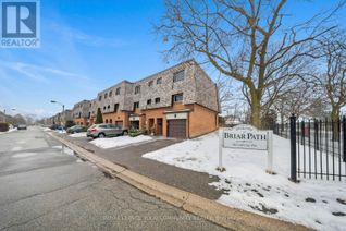 Townhouse for Sale, 30 Briar Path #34, Brampton (Avondale), ON