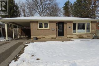 Property for Sale, 74 Devins Drive, Aurora (Aurora Heights), ON