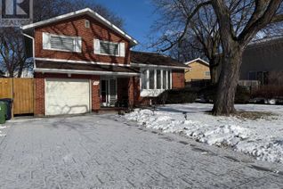 Detached House for Rent, 124 Wyndcliff Crescent, Toronto (Victoria Village), ON