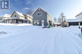 Semi-Detached House for Sale, 228 Beverley St, Sault Ste. Marie, ON