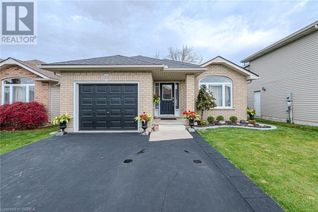 Bungalow for Sale, 15 Landon Avenue, Simcoe, ON