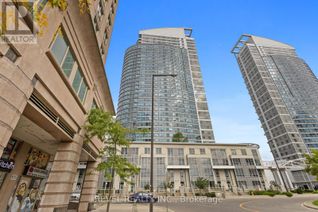 Condo Apartment for Sale, 36 Lee Centre Drive #812, Toronto (Woburn), ON